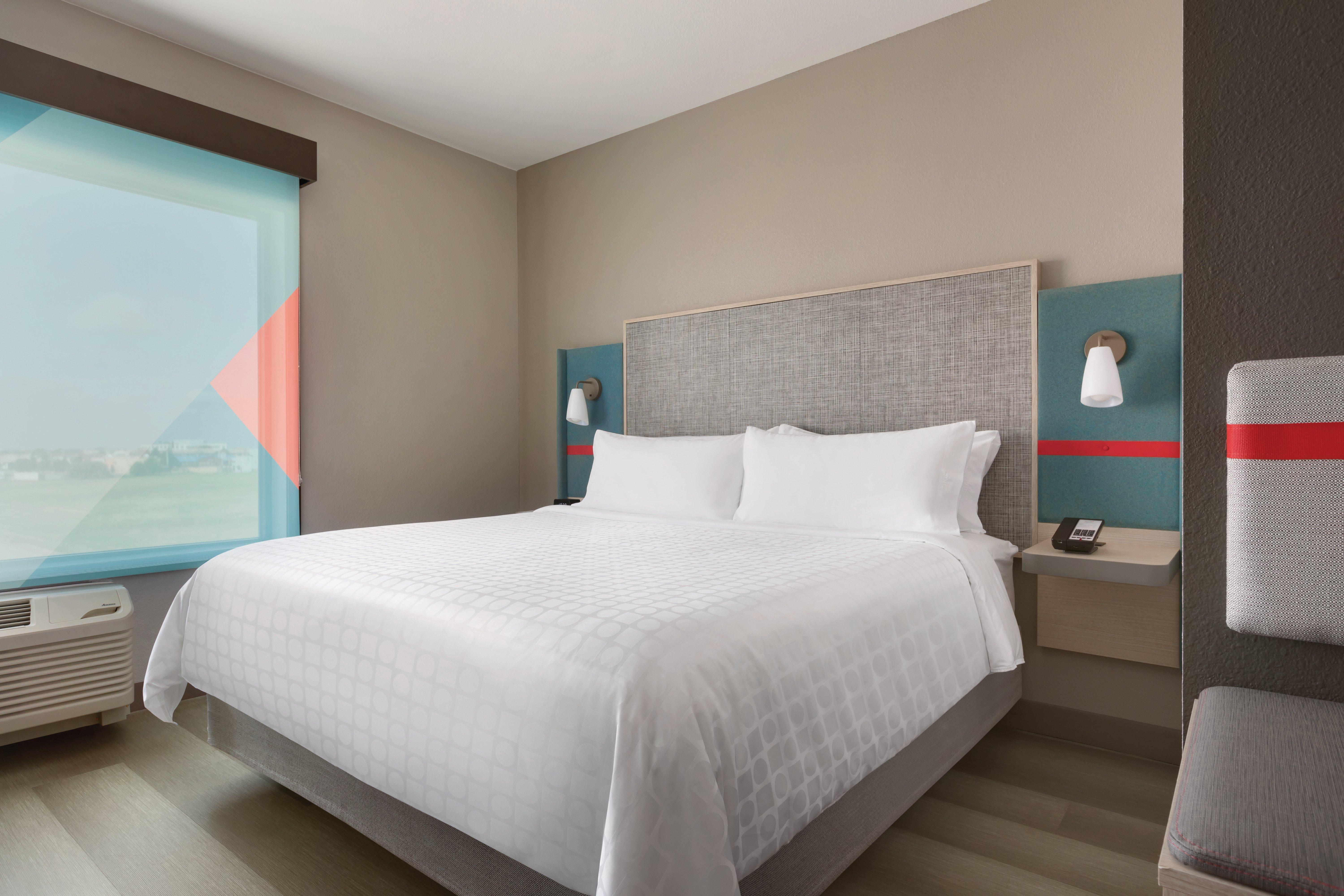 Avid Hotels - Denver Airport Area By Ihg Exteriör bild