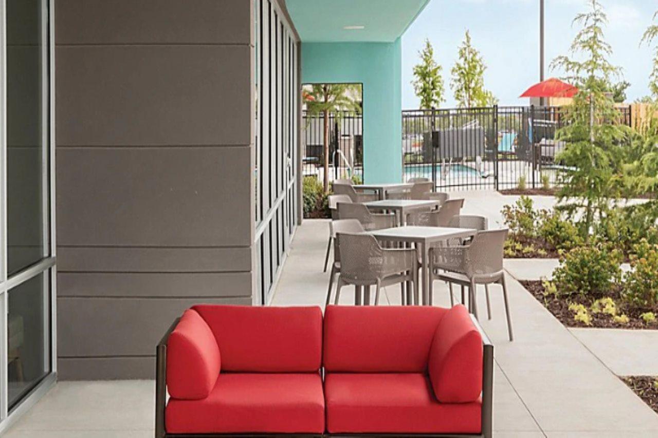 Avid Hotels - Denver Airport Area By Ihg Exteriör bild