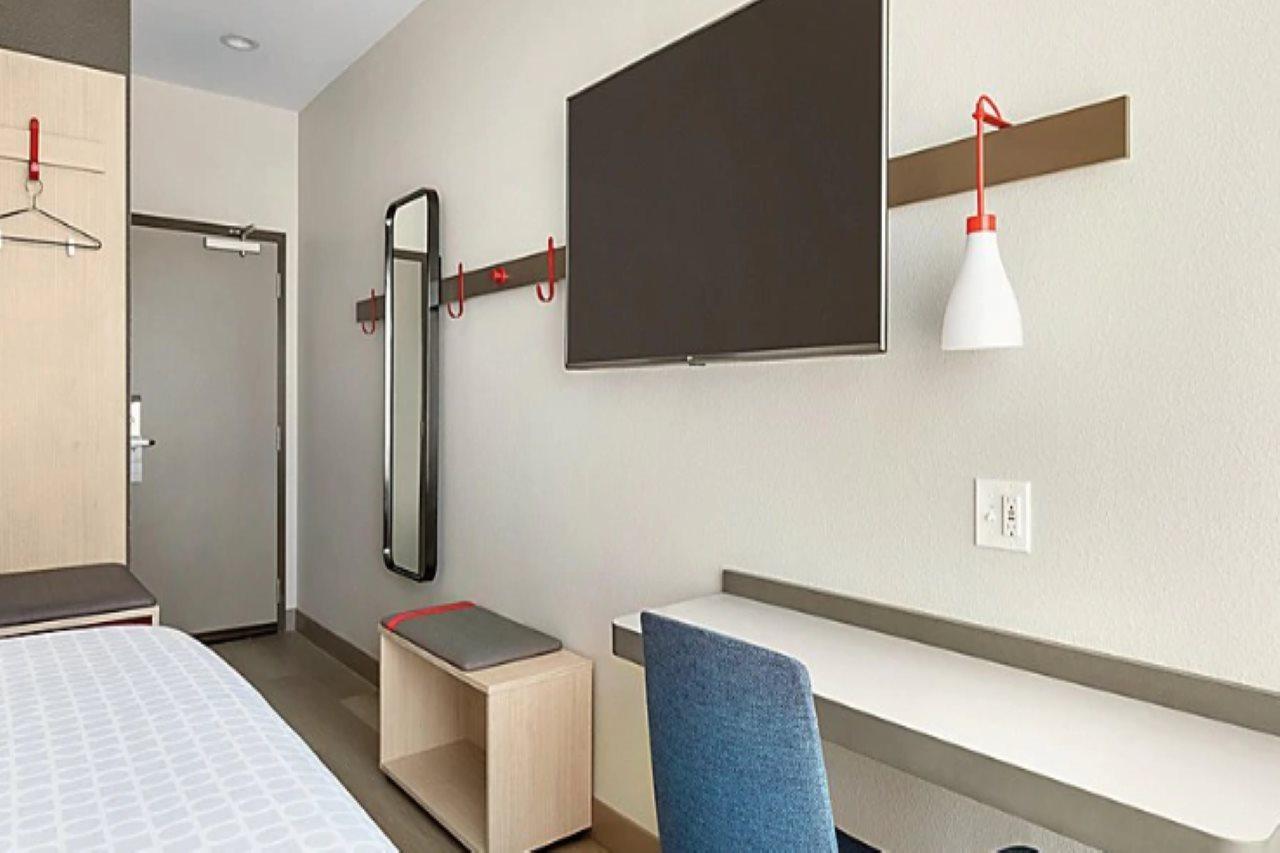 Avid Hotels - Denver Airport Area By Ihg Exteriör bild